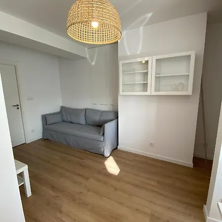 Penzion Carcavelos & Nova Sbe Private In Shared Serviced 24